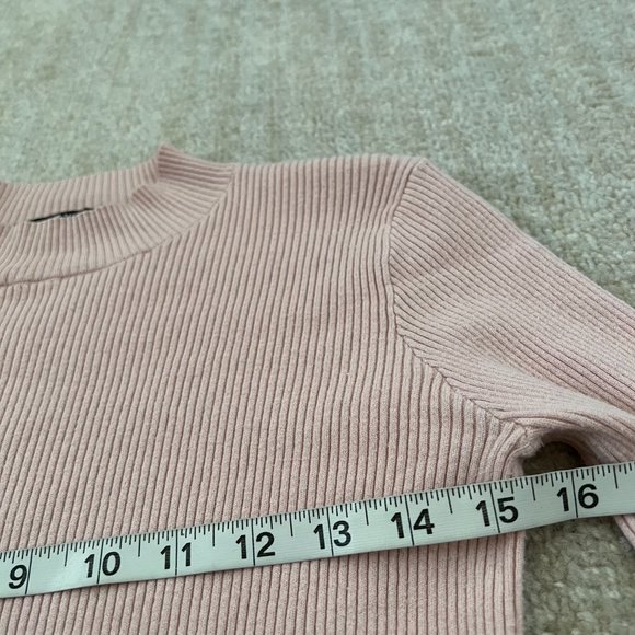 Brandy Melville Cropped Pink Mockneck Sweater - Picture 6 of 9